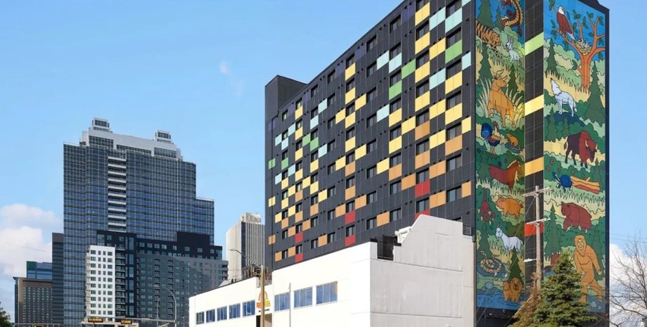 дом с солнечными панелями канада экологичное здание рекорд Гиннесса