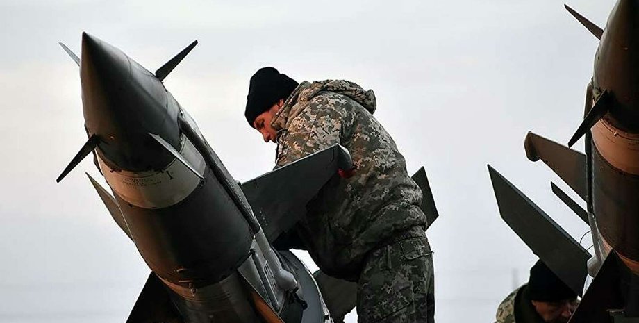 военный, летальное оружие