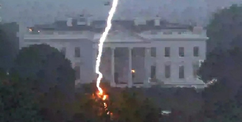 Молния, Белый дом