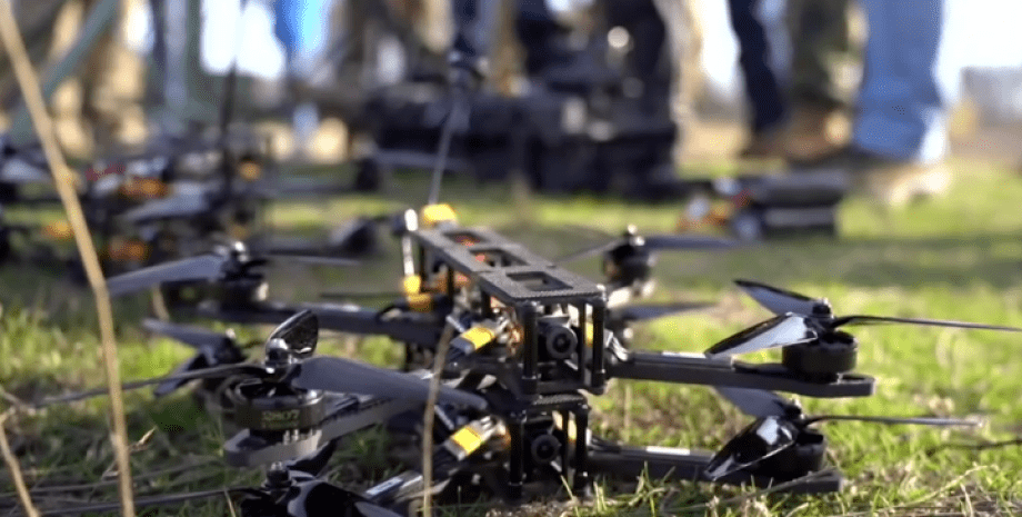 In Bakhmut -Richtung gibt es eine hohe Verwendung von Drohnen, die auch aktiv ar...