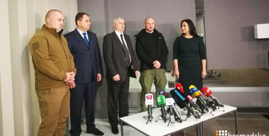 Андрей Новичков (второй справа)/Фото: hromadske.ua