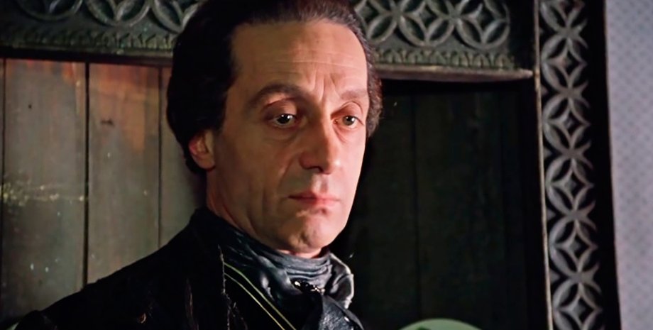 Фото: Скриншот из видео "Формула любви"