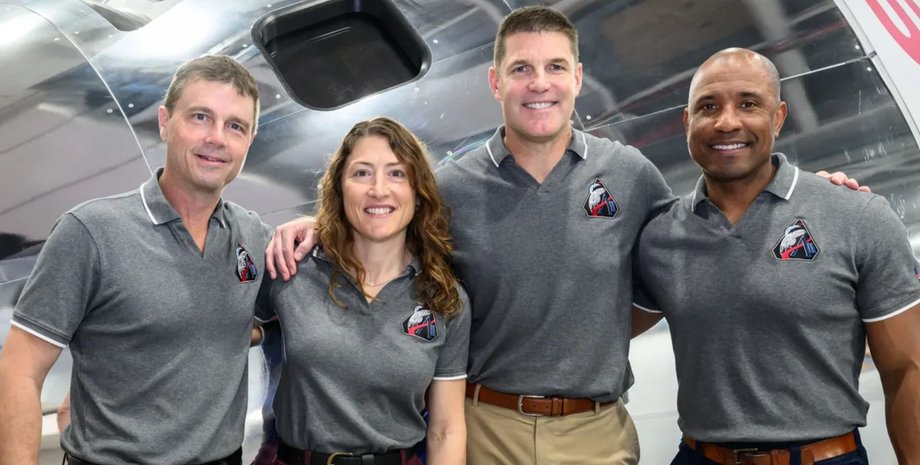 Артеміда-2 астронавти