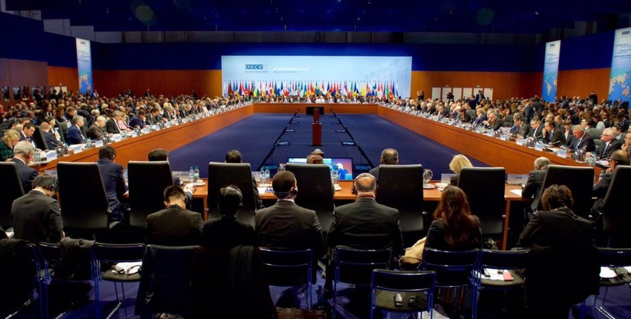 скандал на засіданні, надіслав делегацію Росії, російський військовий корабель, сейм Латвії, війна Росії проти України