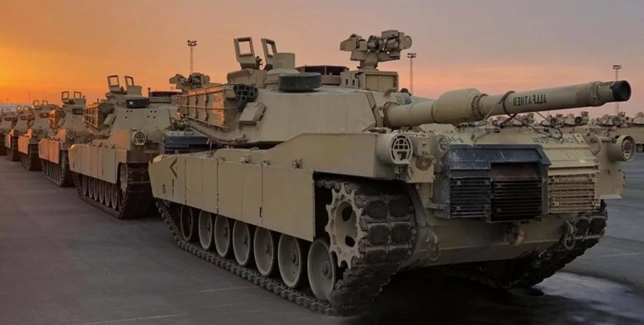 Танки M1A2 Abrams