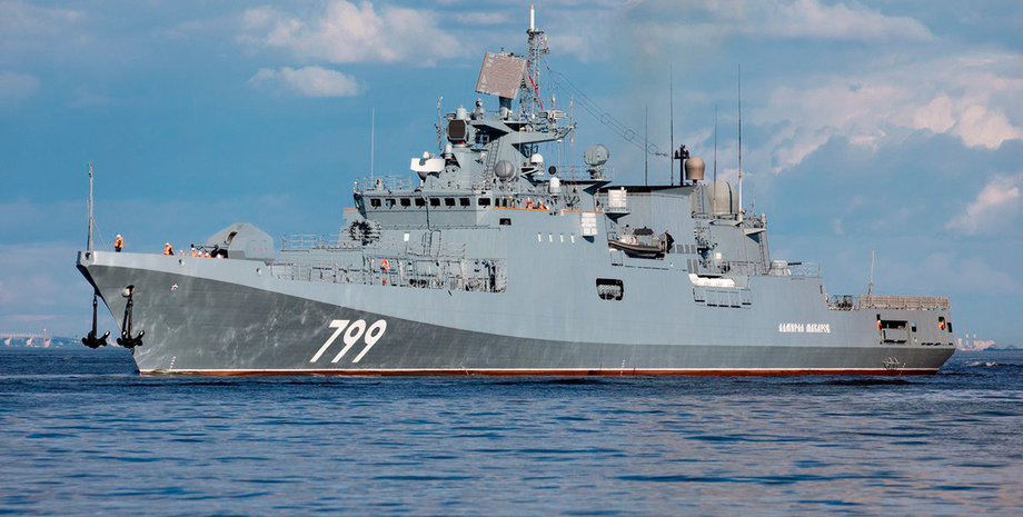 Судно "Адмирал Макаров", фото