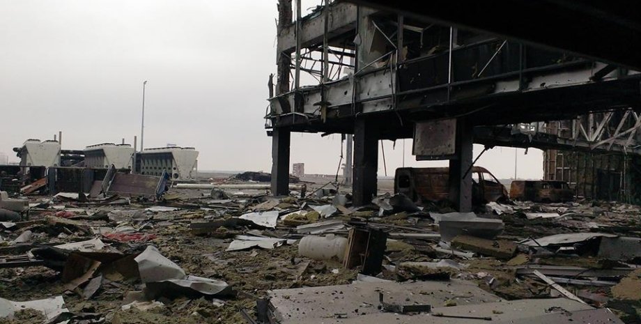 Донецкий аэропорт в ходе боев 2014 года / Фото: ТСН