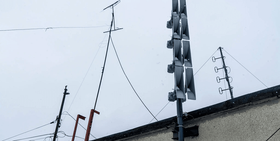 воздушная тревога Сигнал воздушной тревоги в Харькове – кто нажимает кнопку