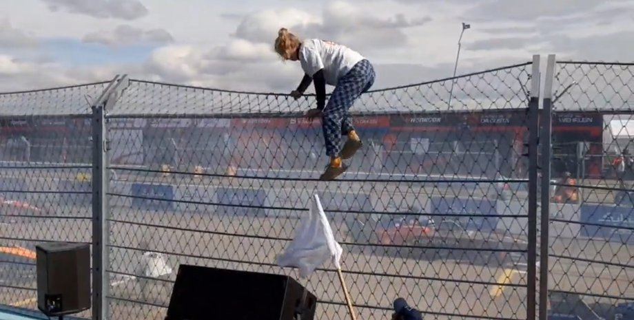 Екоактивісти, Формула-E, Formula E, Авто, Автомобілі, Курйози, Клімат, Відео, Перегони, Чемпіонат, Спорт