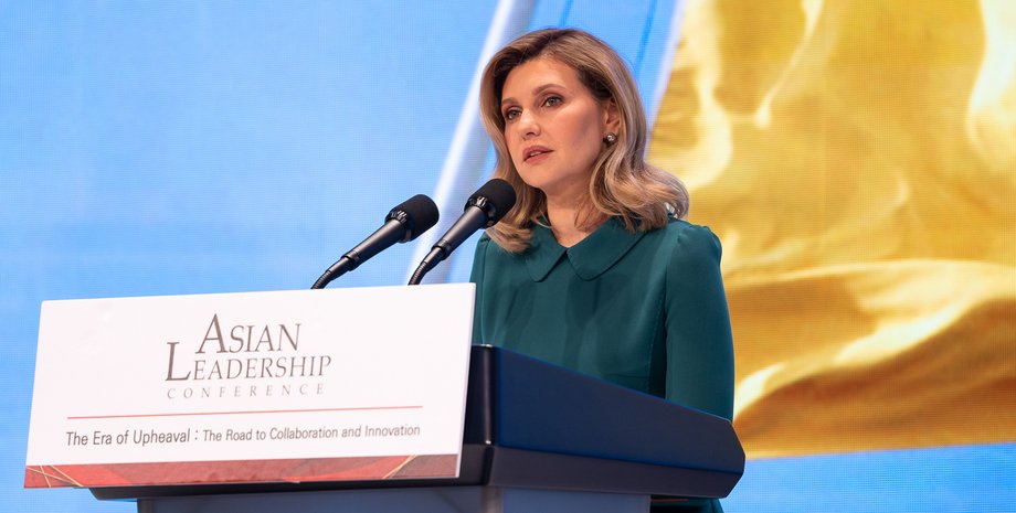 Олена Зеленська, Юн Сок Йоль, Борис Джонсон, південна корея, образи олени зеленської, стиль олени зеленської