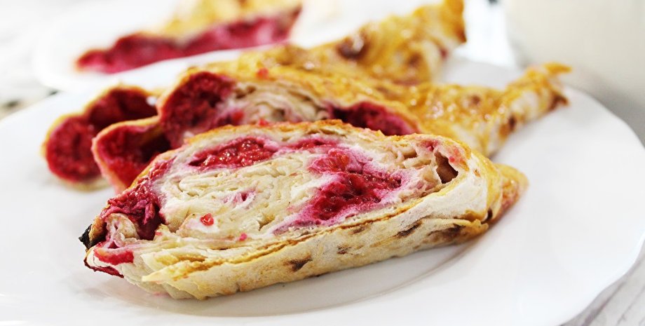 Сладкие рулеты из лаваша, рулеты из лаваша со сладкой начинкой, простой десерт