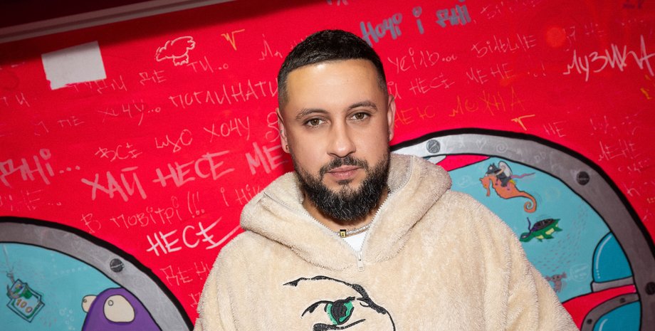 Монатик сменил имидж