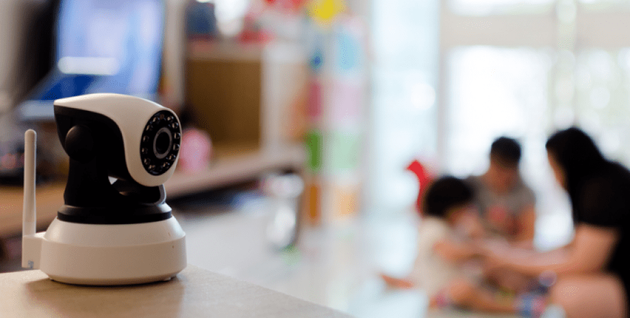 Скрытая камера Скрытая камера, камера, камера в доме, слежка, следила за горничной, двойная жизнь, домработница, носила чужие вещи