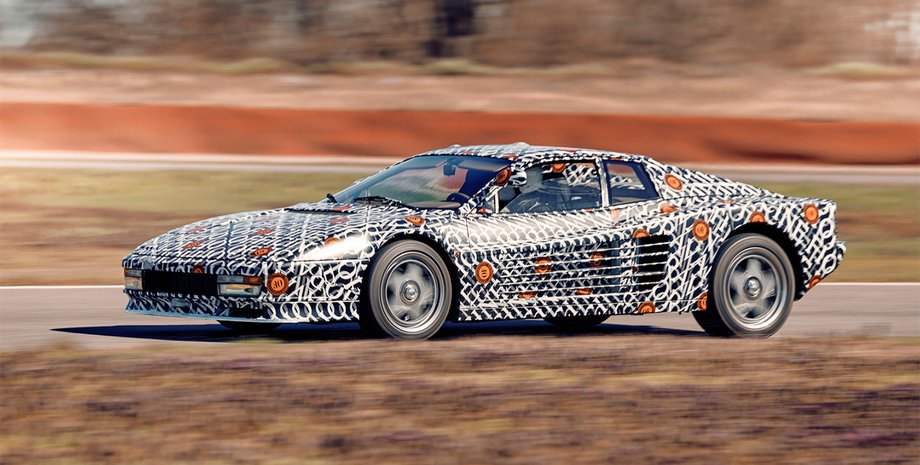 Рестомод Ferrari Testarossa