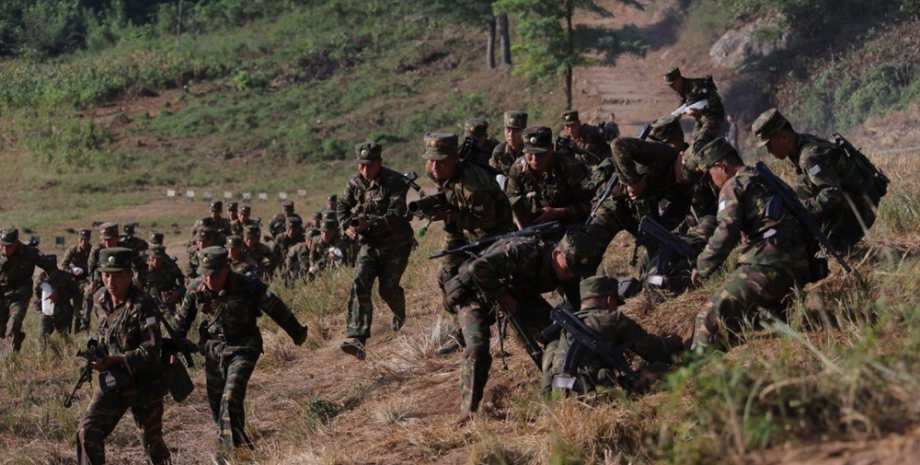 Corea del Sur cree que la RPDC ha encontrado las Fuerzas de Defensa Ucrania solo...