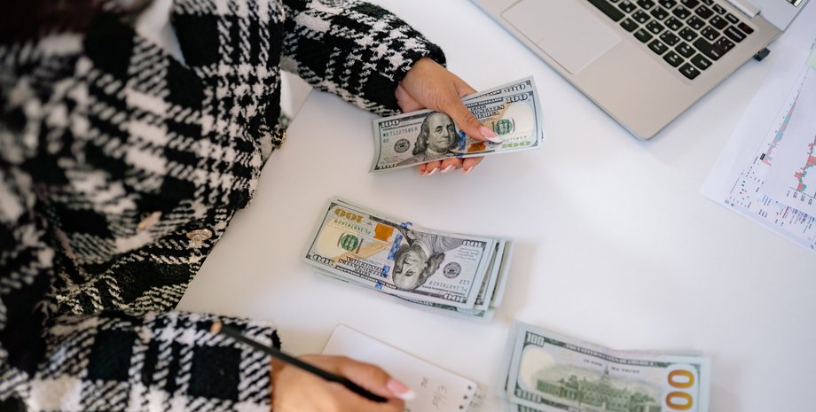 валюта, курс, гривня, девальвація, коливання, інтервенції НБУ, долари, курс гривні, курс долара