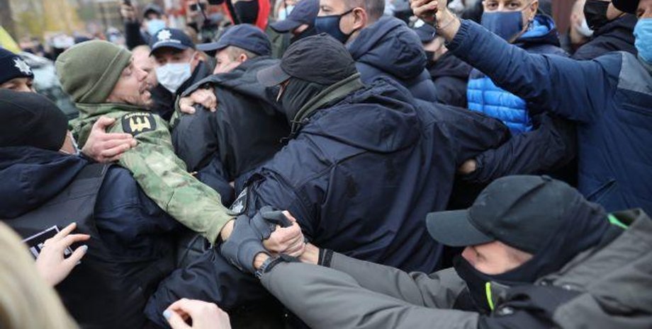 КСУ, акция, виселица, тупицкий, дом, националисты, активисты, драка, потасовка