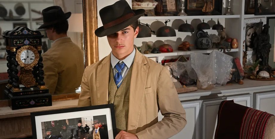 Детектив из Лувра Детектив из Лувра