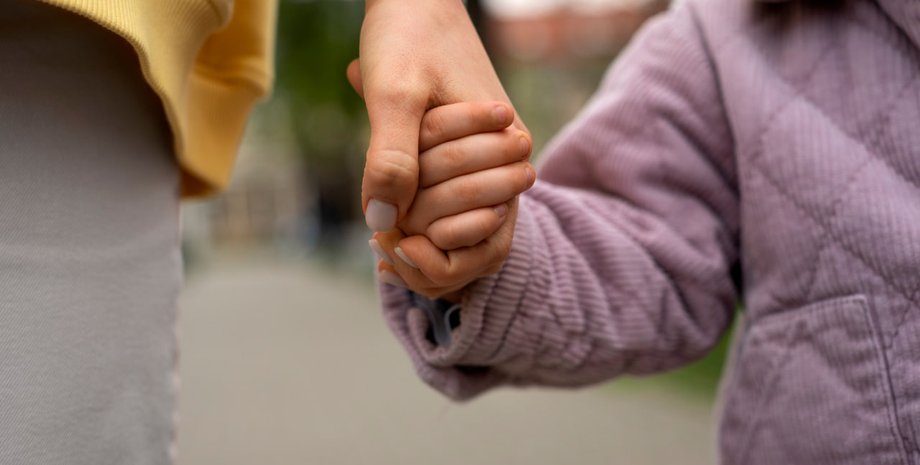 История эвакуированных детей в Турцию — что пережили украинские сироты Сирота