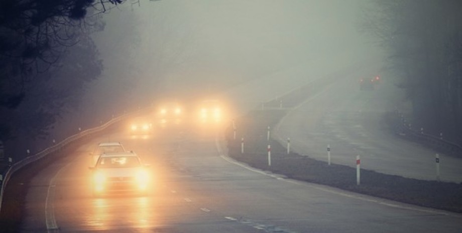 туман, автомобілі, дорога, небезпека, український гідрометцентр, кмда