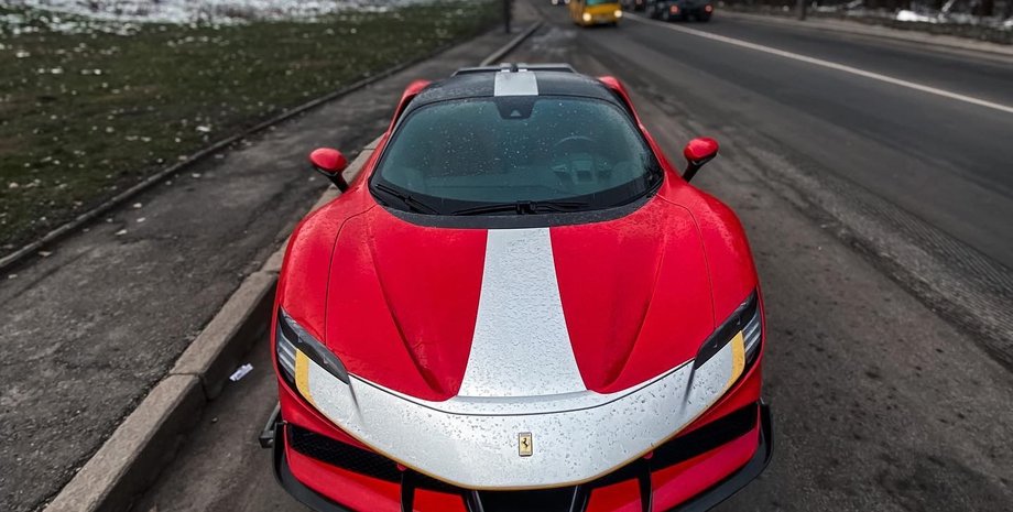 Ferrari SF90 Stradale, Ferrari SF90, суперкар Ferrari, купити Ferrari, Ferrari в Україні, гібрид Ferrari