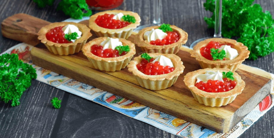 закуска, тарталетки, красная икра, сыр, празничное блюдо, еда