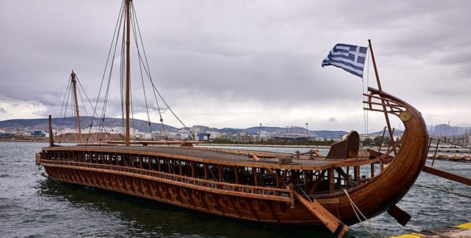 Плутарх, Греция, Америка, путешествие, Атлантика, плавание, история, древние греки, звезды, Сатурн, солнечное затмение, исследования, текст, Колумб, континент, разведка, наука, ученые