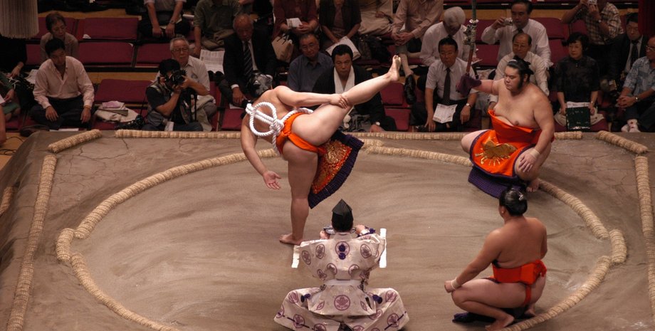 Даниил Явгусишин сумо