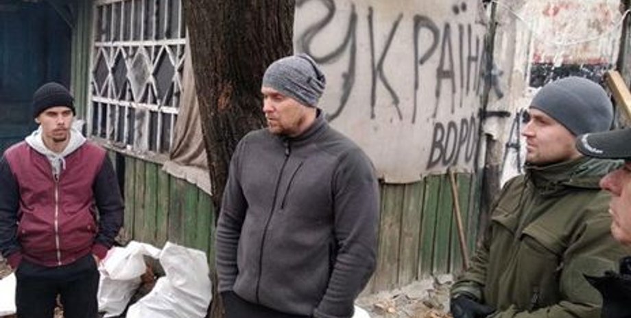 Вадим Троян (в центре) в Золотом / Фото: lb.ua