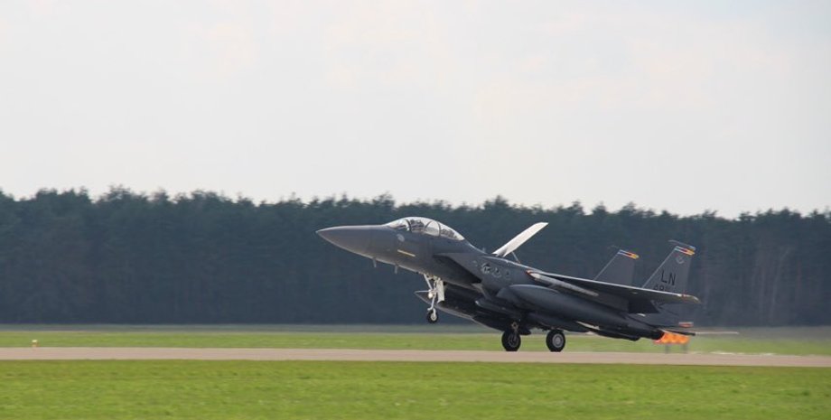 Польша, США, F-15 и F-16, истребители, боевые, сша перебросили в европу авиацию