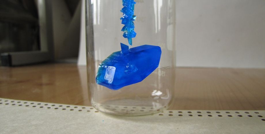 Кристаллы медного купороса