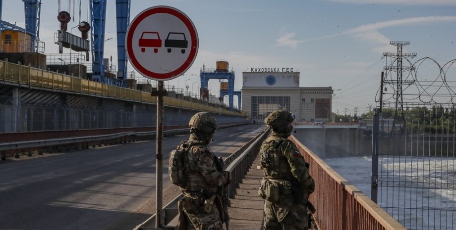 российские солдаты на Каховской ГЭС, удар по мосту Каховской ГЭС, мост в Новой Каховке, группировка на правом берегу