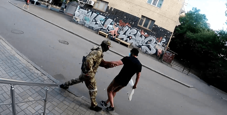 паспортный стол херсон, херсон паспорт россии, паспорт рф херсон, теракт херсон, теракт в херсоне, херсон росгвардия