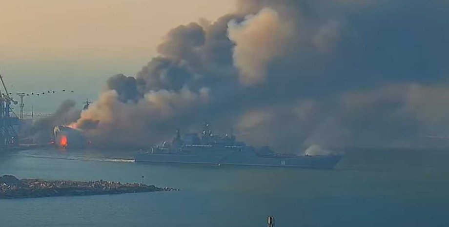 корабль саратов, точка у, военный корабль саратов, большой десантный корабль саратов