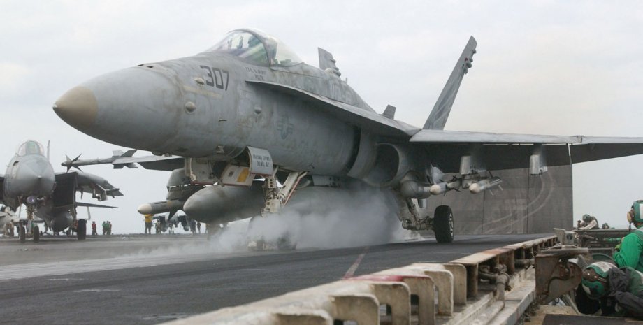 F-18, F-18 hornet, винищувач F-18 hornet, винищувач F-18