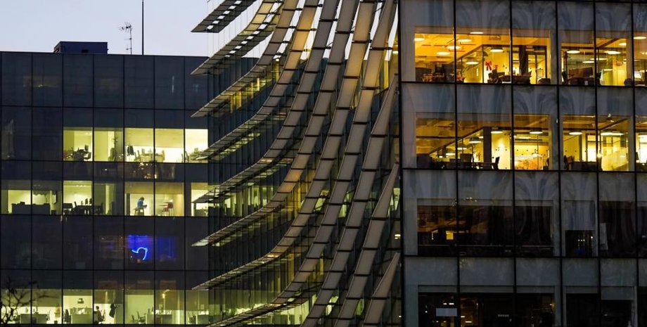 свет веерные отключения киев