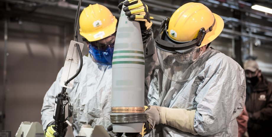 Оружейный завод, ВПК, военная промышленность, производство оружия, война в Украине, фото