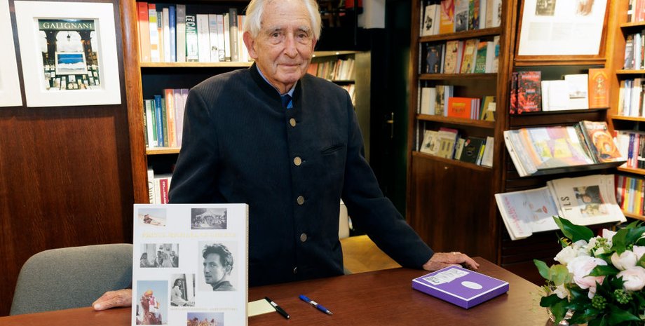 груческий принц Михаил, книги