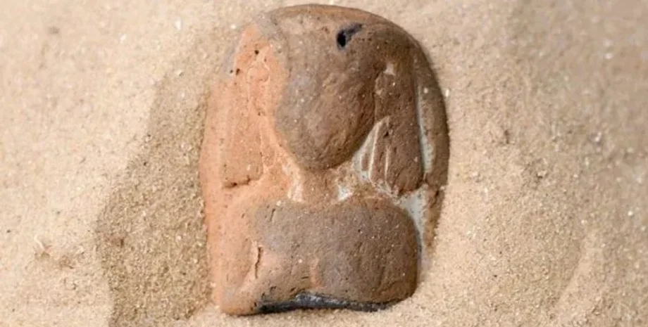 артефакт, Египет, богиня, древний Египет, божество, статуэтка, находка, археология, верование, Израиль, пляж, Хатор, фигурки