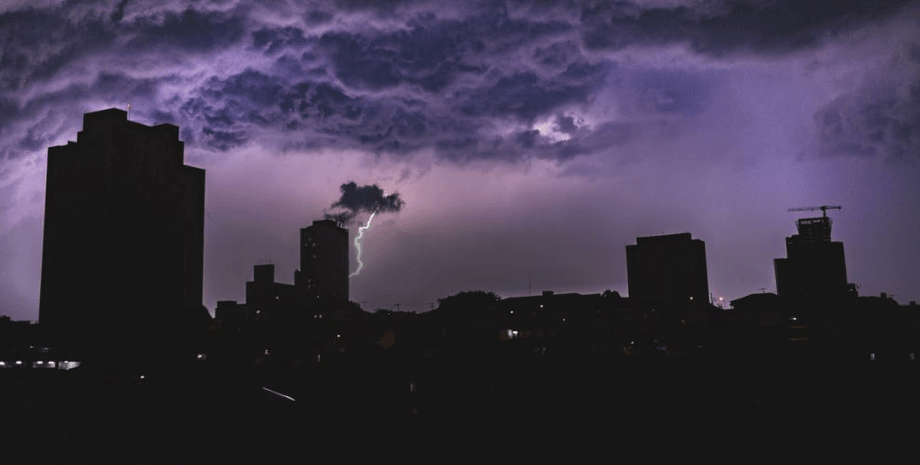 Місто без світла, блекаут, глобальне вимкнення електрики, електроенергія, передбачення майбутнього, зачистка, злочинність