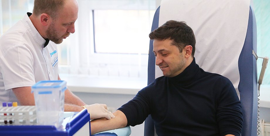 Владимир Зеленский, вакцинация, вакцина, вакцина от коронавируса, укол, анализы