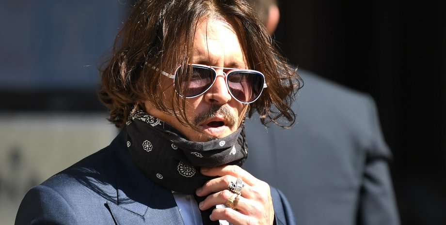 Джонни Депп, Джонни Депп в суде, Джонни Депп и Эмбер Герд разводятся, нетрезвый джонни депп