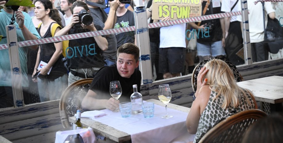 Протесты в Барселоне Протесты в Барселоне, протесты против туристов, антитуристические протесты