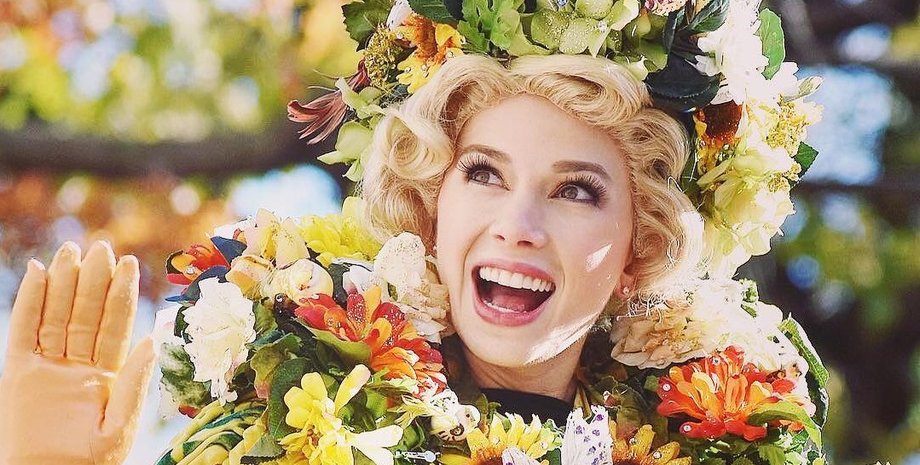 диснеївська принцеса, робота в Діснейленді, робота в дисней