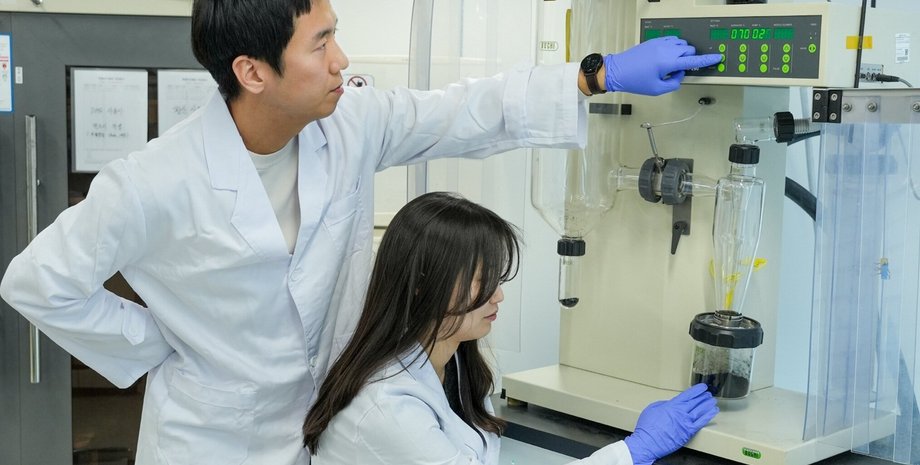 Вчені, Південна Корея, акумулятори, сушка, батареї, фото