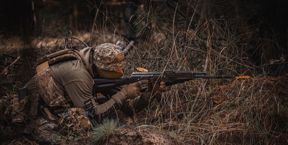 One enemy group managed to break into the village of Grigorivka, but it was dest...