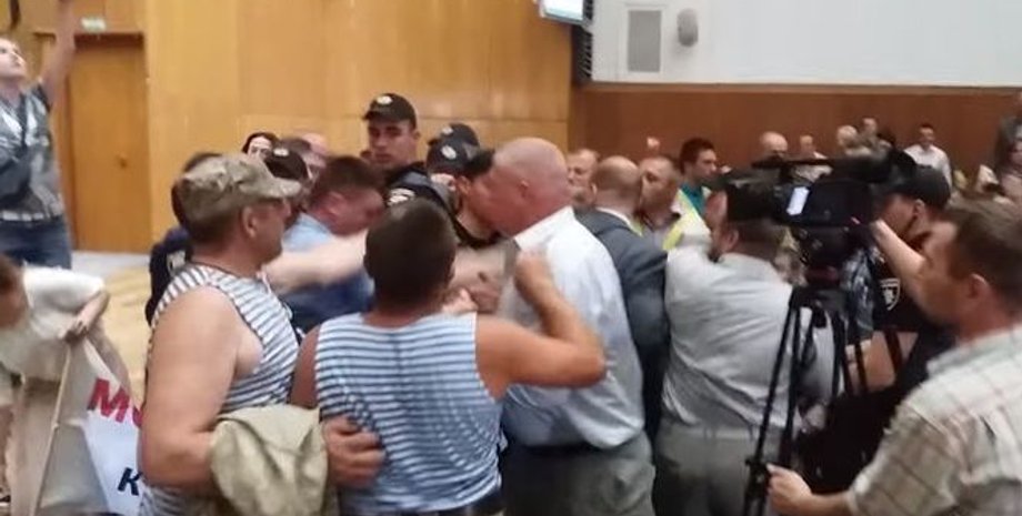 Скриншот видео