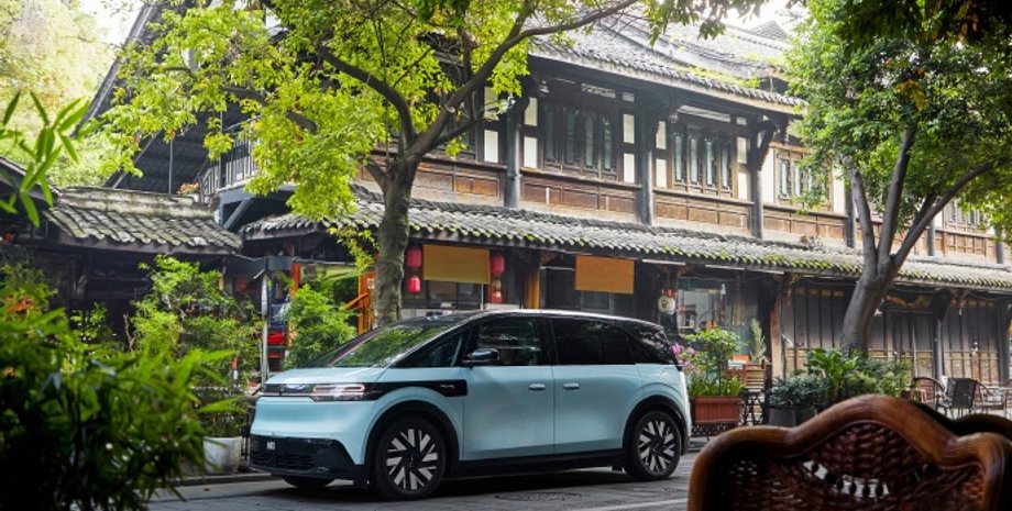 Zeekr MIX, новый Zeekr MIX, электромобиль Zeekr, минивэн Zeekr, китайский электромобиль