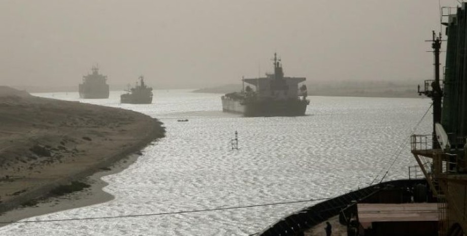 Суецький канал, пробка на Суецькому каналі, адміністрація Суецького каналу, Єгипет