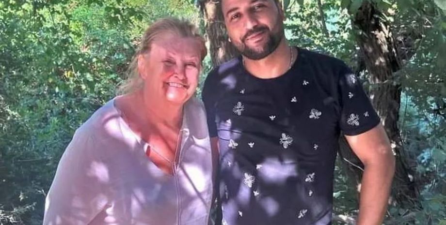 Бабуся у віці вийшла заміж за молодого іноземця, як у них з інтимним життям, цікаві подробиці стосунки нетипової пари